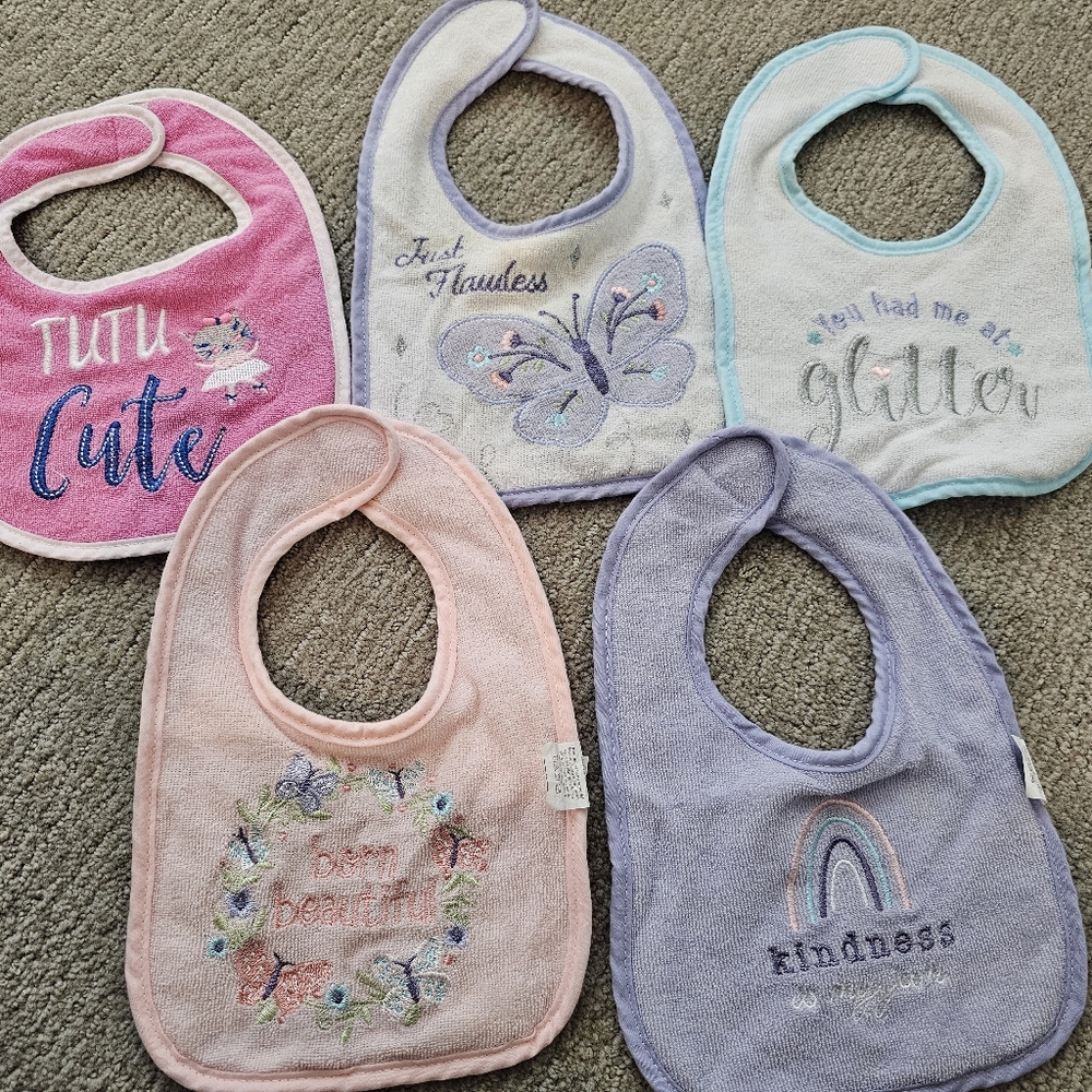 Cute Sayings Girl Bibs